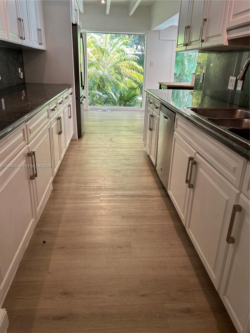 4255 Lennox Dr, Miami, FL 33133 Photo