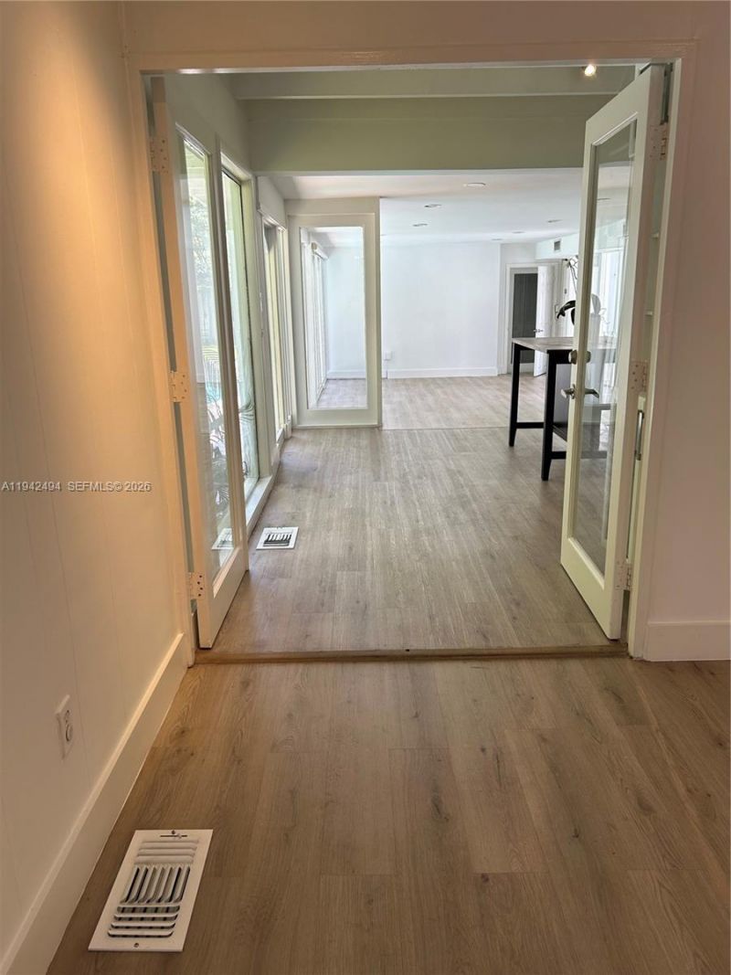 4255 Lennox Dr, Miami, FL 33133 Photo