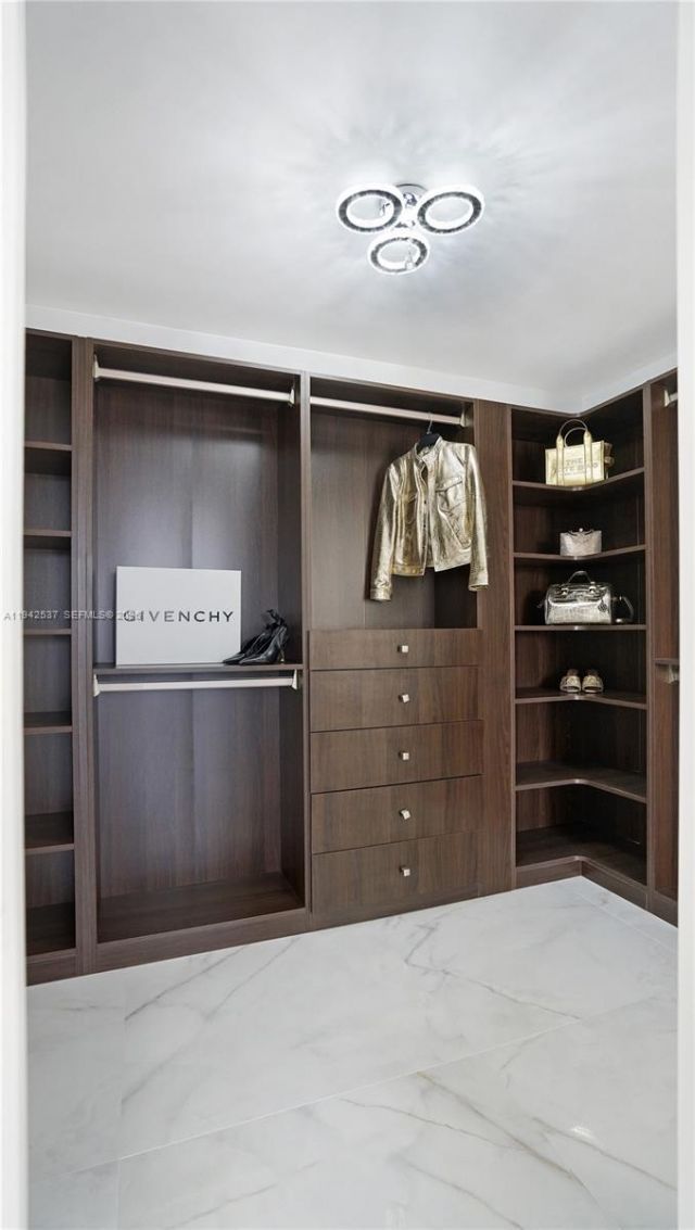 2017 S Ocean Dr, Unit 1206, Hallandale Beach, FL 33009 Photo