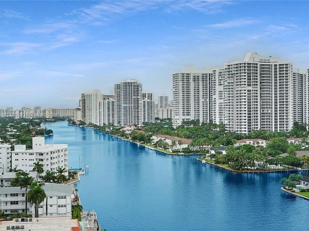2017 S Ocean Dr, Unit 1206, Hallandale Beach, FL 33009 Photo
