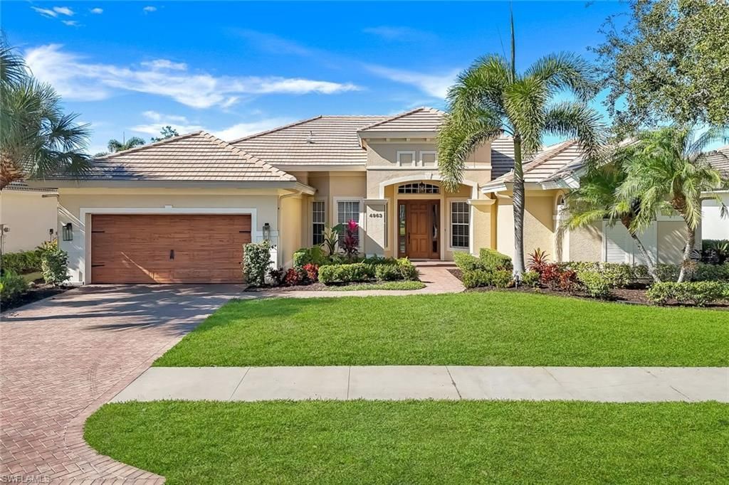 4963 Rustic Oaks Cir, Naples, FL 34105 Photo