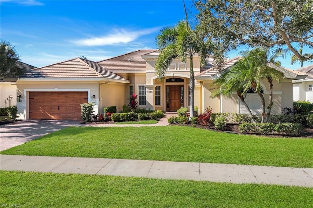 4963 Rustic Oaks Cir, Naples, FL 34105 Photo