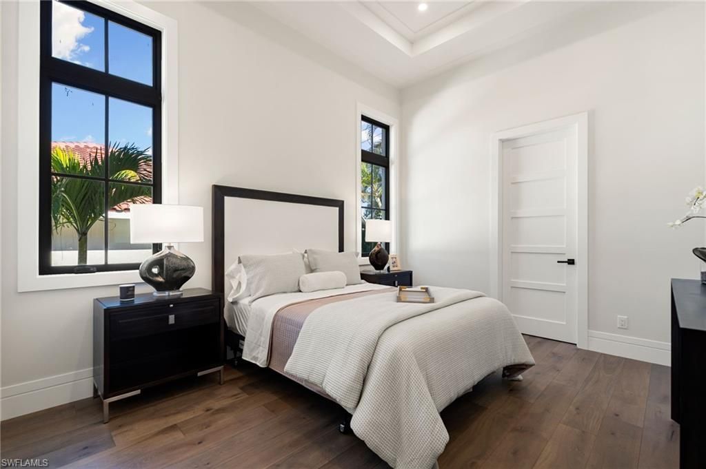 3540 Crayton Rd, Naples, FL 34103 Photo