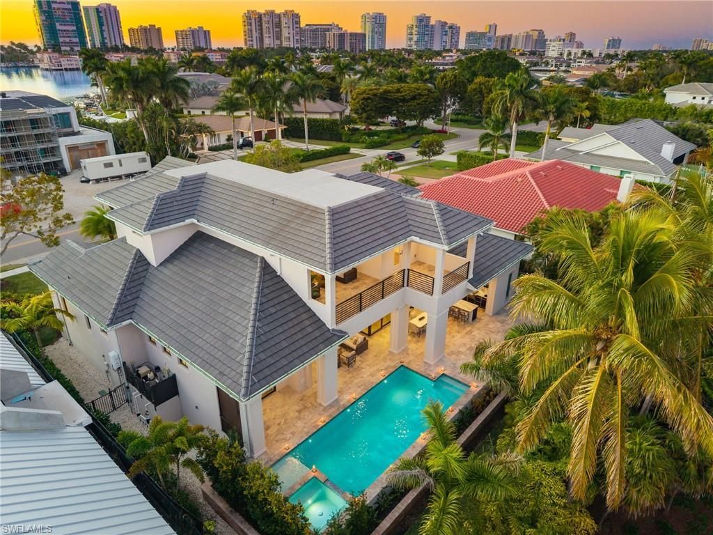 3540 Crayton Rd, Naples, FL 34103 Photo