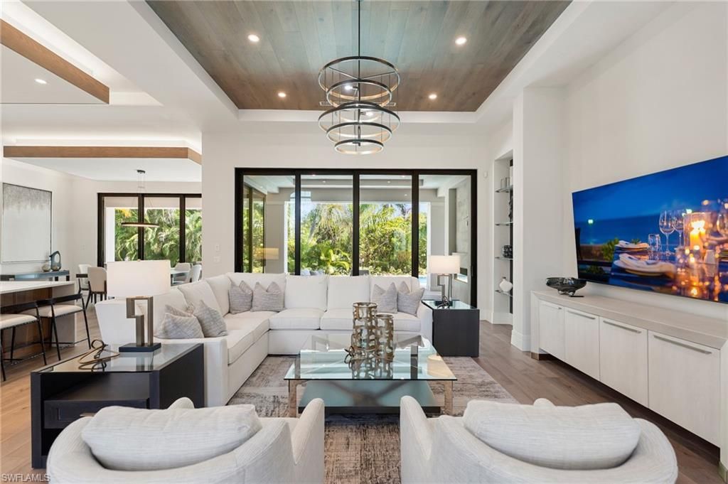 3540 Crayton Rd, Naples, FL 34103 Photo