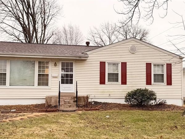 440 S Jefferson Street, Florissant, MO 63031