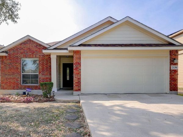 2136 Sinclair DR, New Braunfels, TX 78130