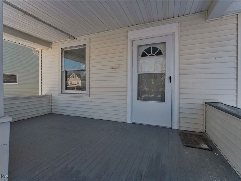 306 Maplewood Avenue, Struthers, OH 44471 Photo 4