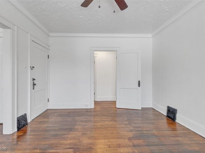 11412 Tuscora Avenue, Cleveland, OH 44108 Photo 19