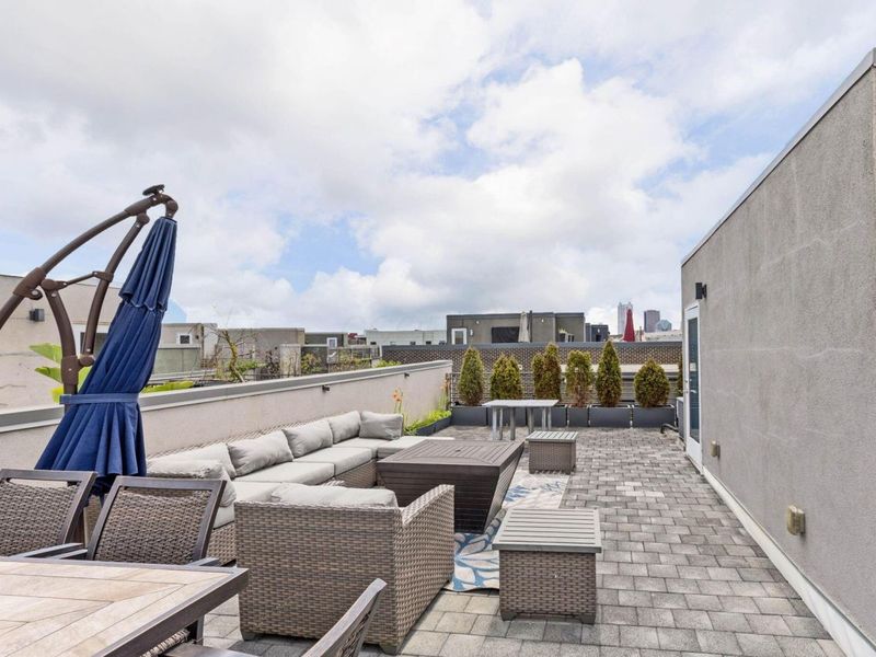 239 Auden Avenue, Columbus, OH 43215 Photo 1