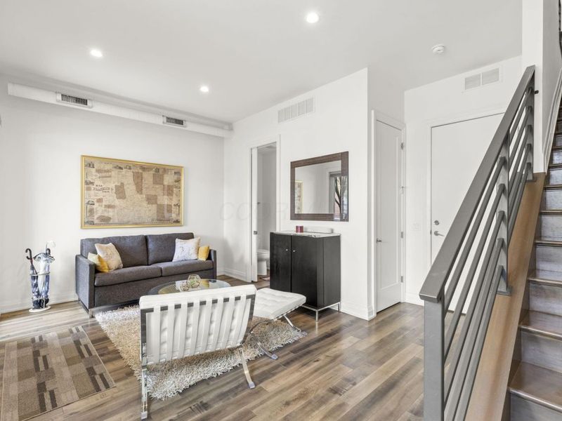 239 Auden Avenue, Columbus, OH 43215 Photo 5