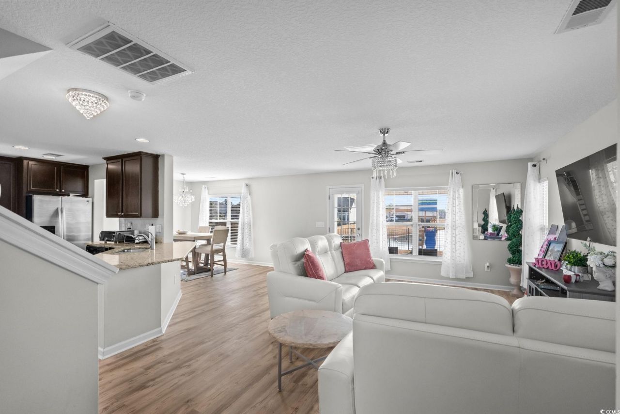 1108 Boleybeg Dr. Photo 4