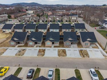 217 Harvest Park Drive, Berea, KY 40403