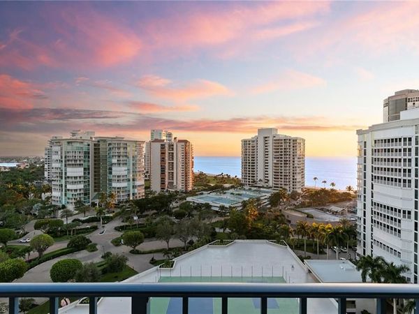 4451 Gulf Shore BLVD N, Unit 1704, NAPLES, FL 34103