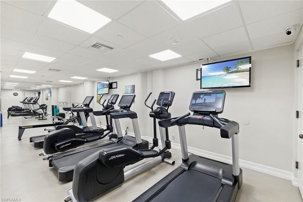 4451 Gulf Shore Blvd N, Unit 1704, Naples, FL 34103 Photo