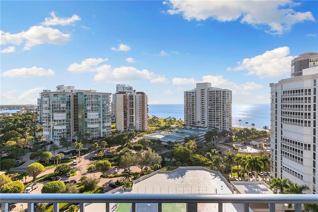 4451 Gulf Shore Blvd N, Unit 1704, Naples, FL 34103 Photo