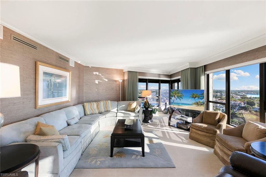 4451 Gulf Shore Blvd N, Unit 1704, Naples, FL 34103 Photo