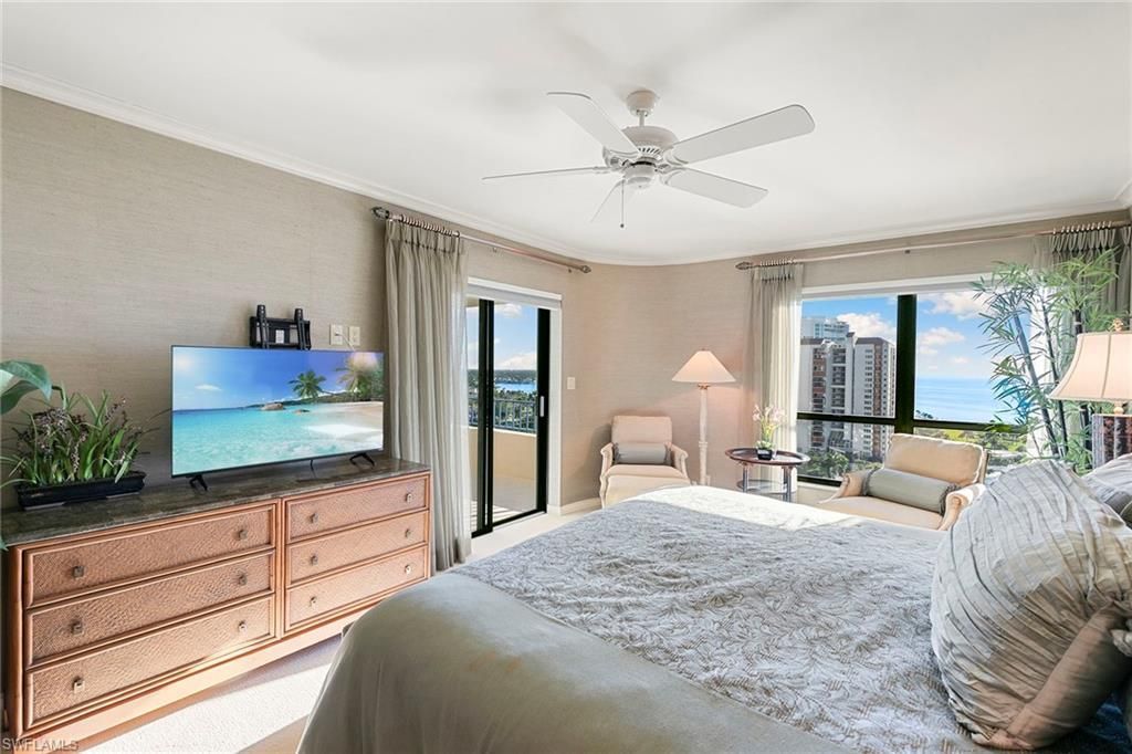 4451 Gulf Shore Blvd N, Unit 1704, Naples, FL 34103 Photo