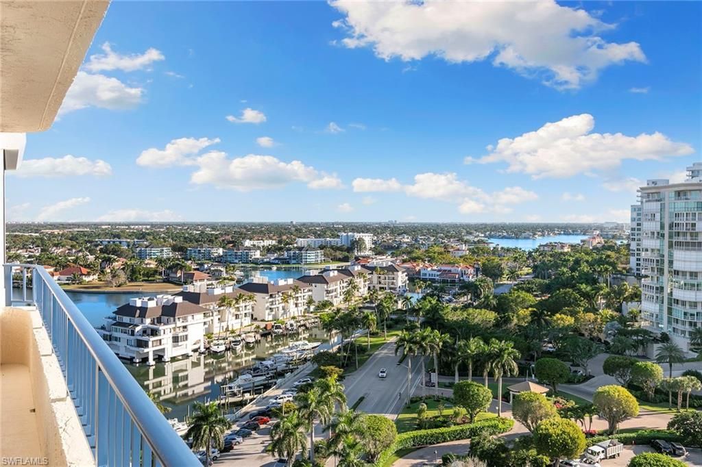 4451 Gulf Shore Blvd N, Unit 1704, Naples, FL 34103 Photo