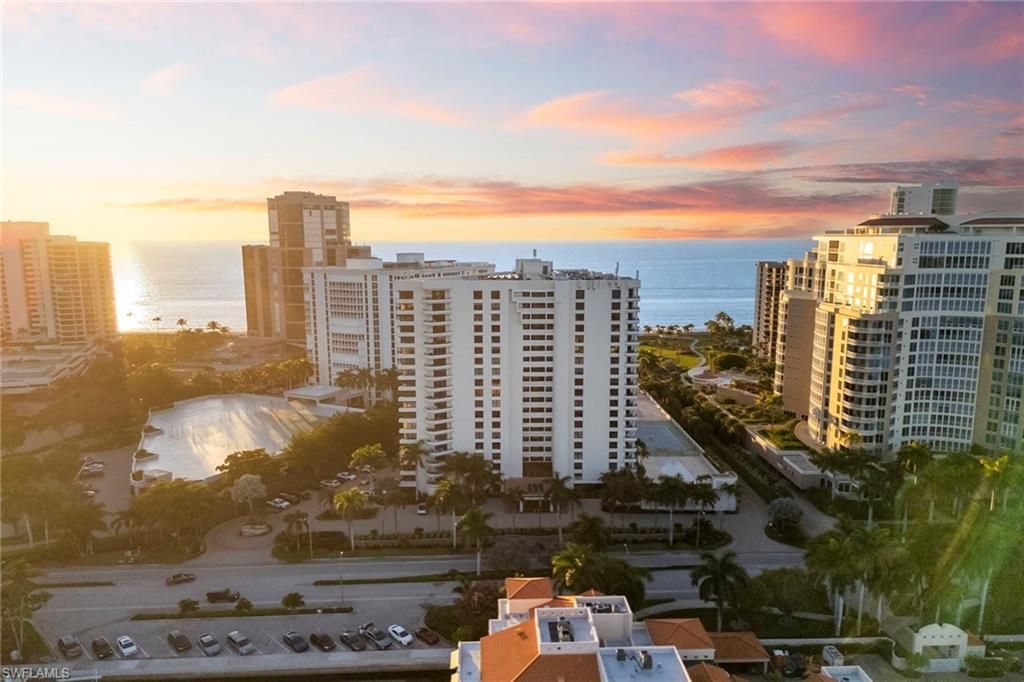 4451 Gulf Shore Blvd N, Unit 1704, Naples, FL 34103 Photo