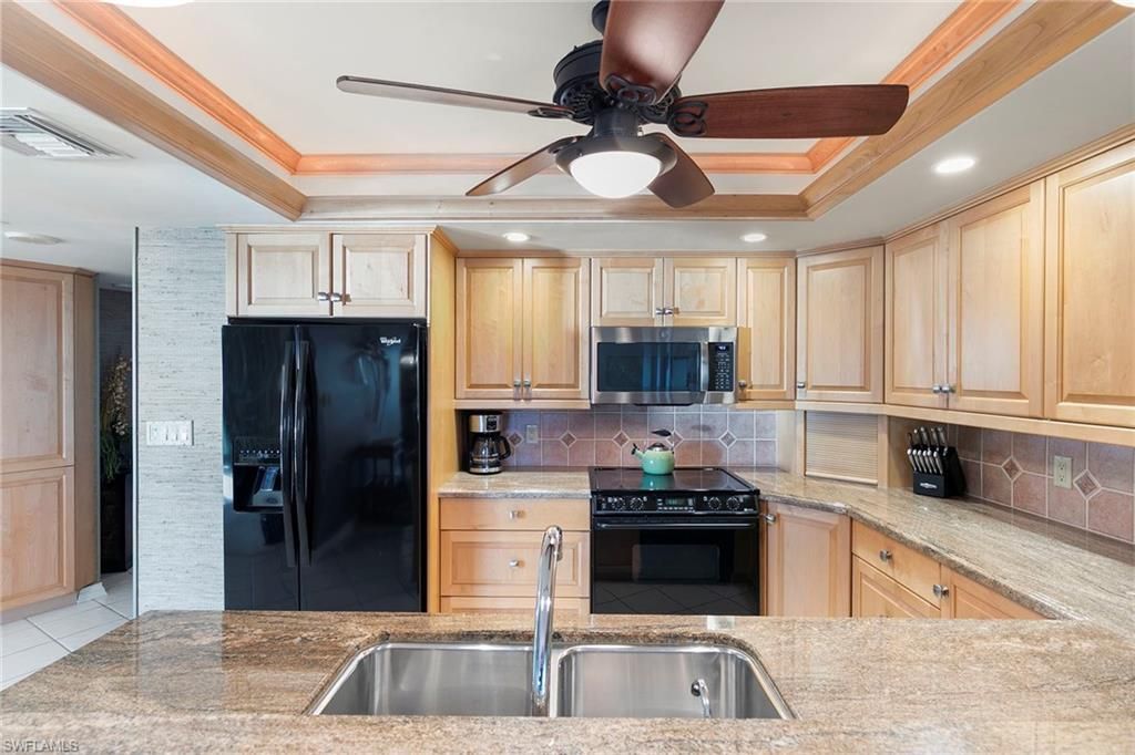 4451 Gulf Shore Blvd N, Unit 1704, Naples, FL 34103 Photo