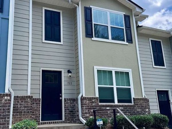 722 Keeshono Street, Union City, GA 30291