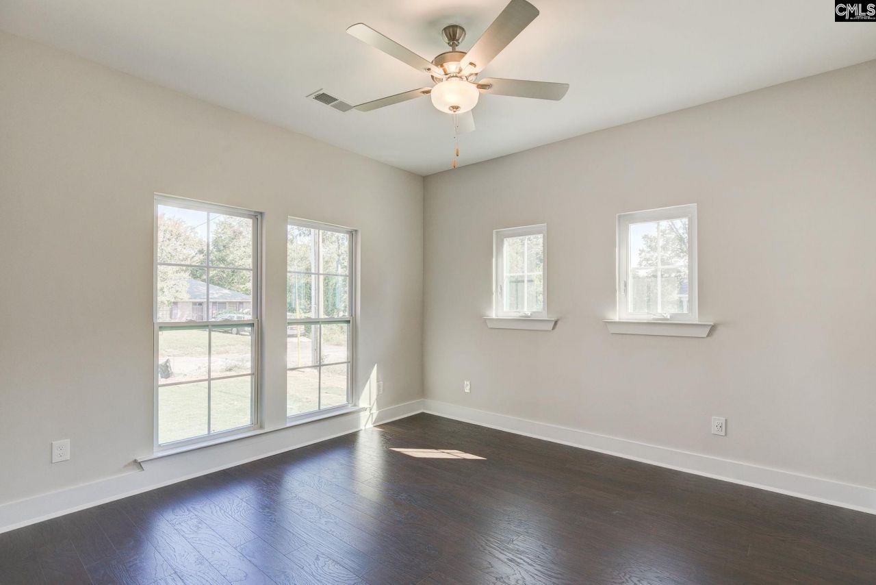 822 Lexington Avenue Photo 18