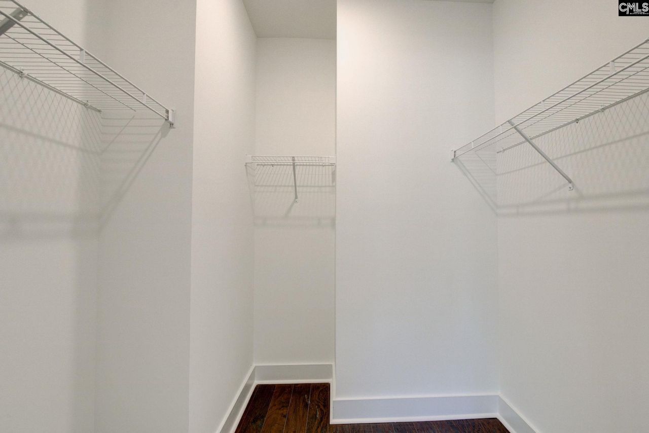 822 Lexington Avenue Photo 22