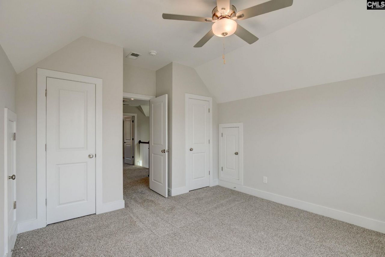 822 Lexington Avenue Photo 24