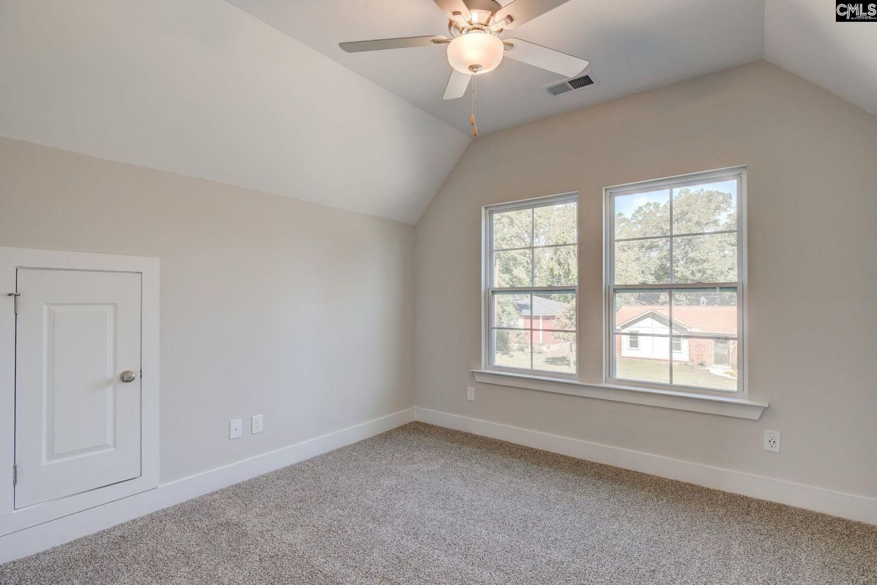 822 Lexington Avenue Photo 26