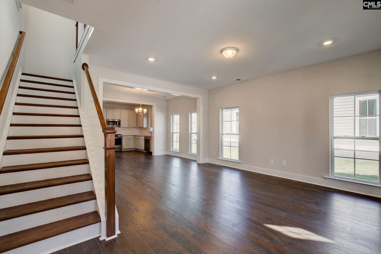 822 Lexington Avenue Photo 7