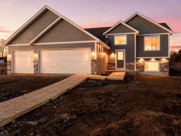 605 Sienna Drive, Watertown, MN 55388