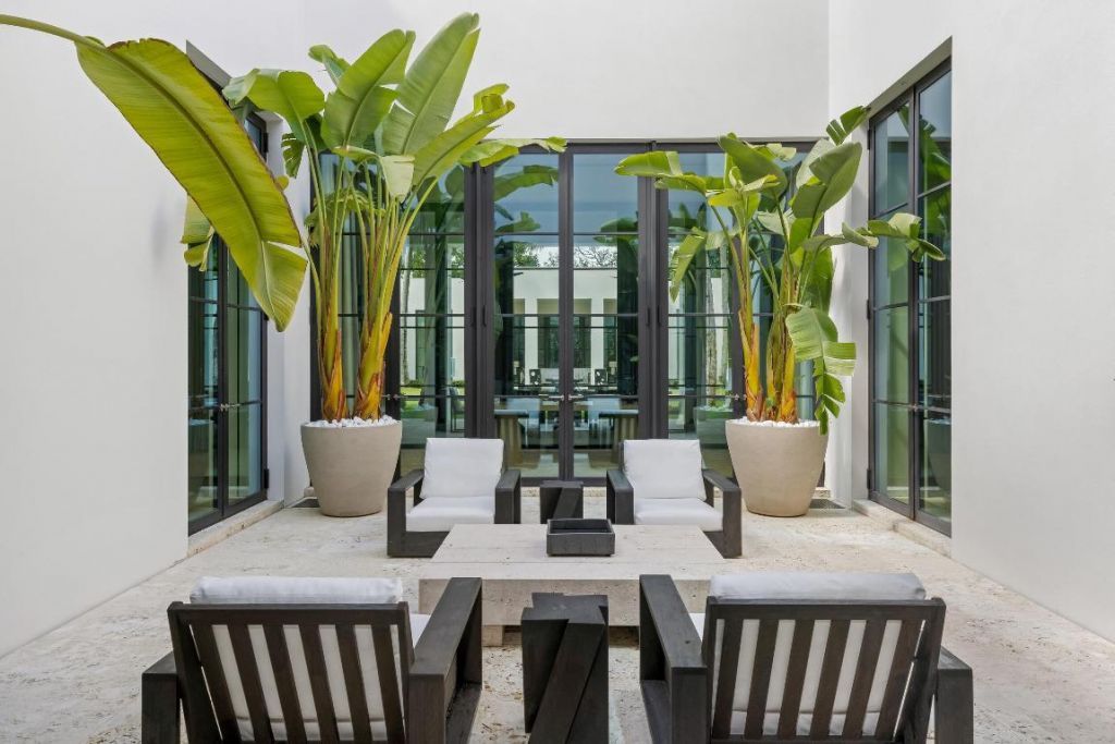 241 Jungle Road, Palm Beach, FL 33480 Photo