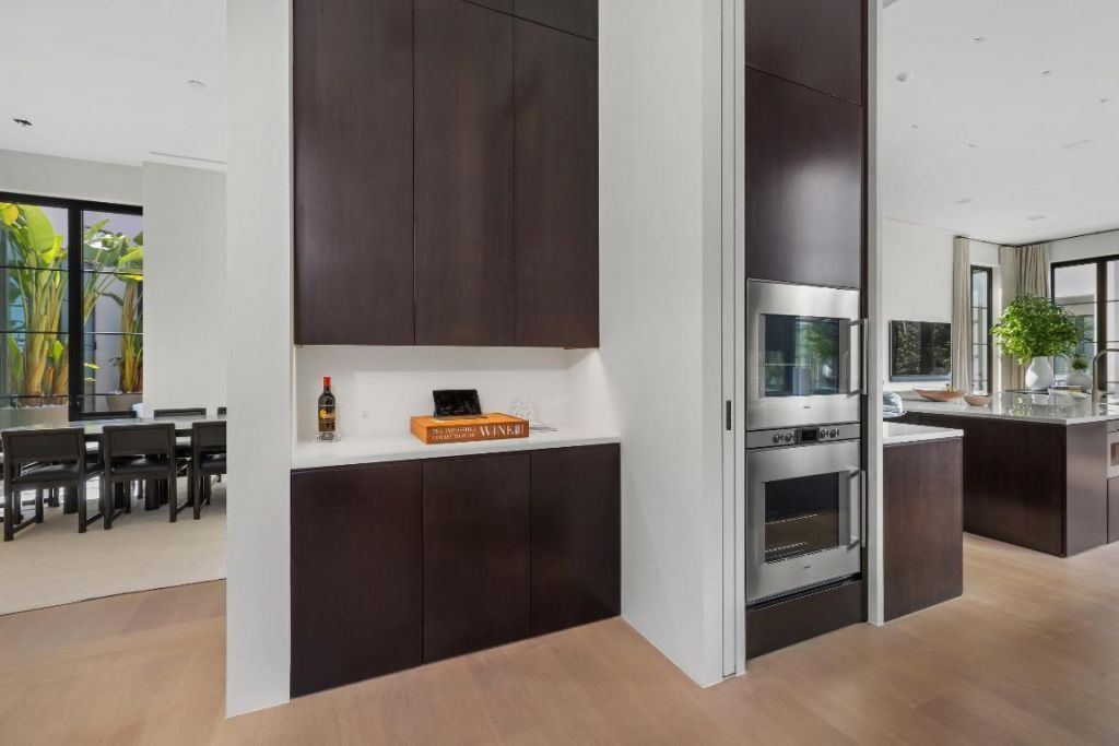 241 Jungle Road, Palm Beach, FL 33480 Photo