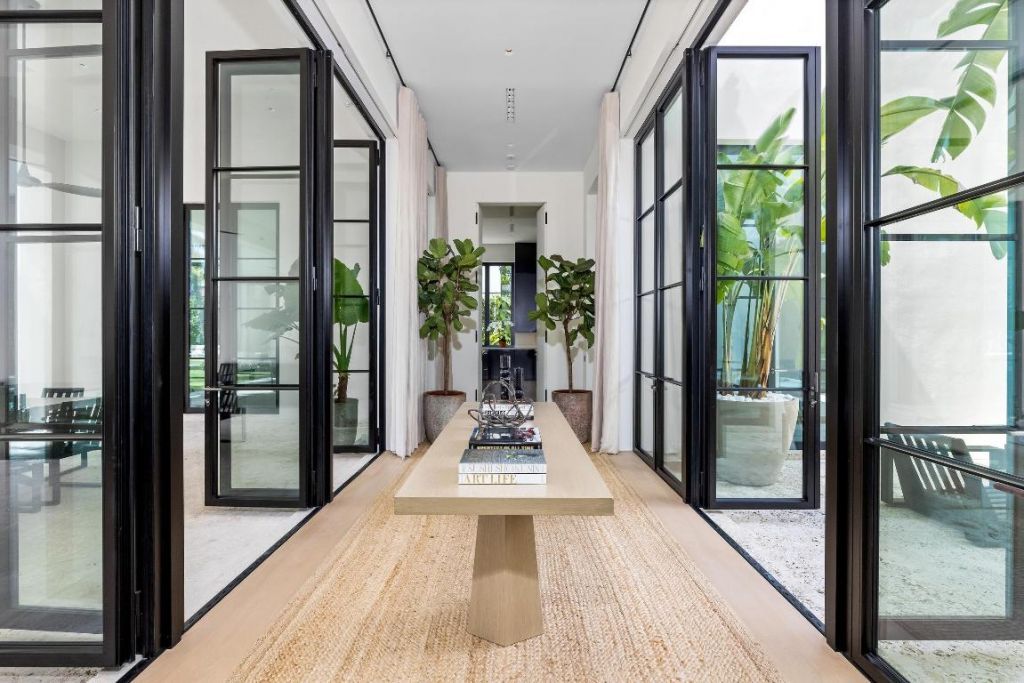 241 Jungle Road, Palm Beach, FL 33480 Photo