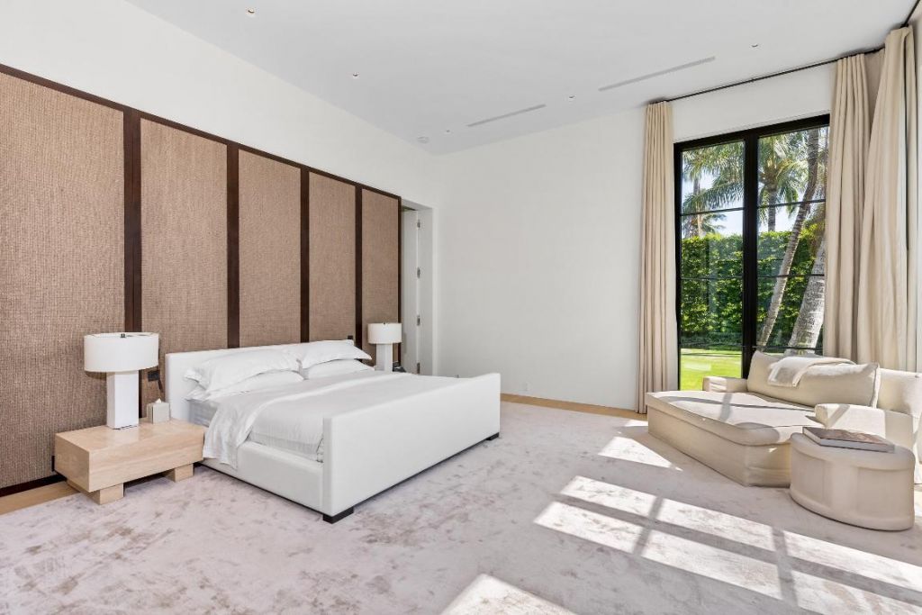 241 Jungle Road, Palm Beach, FL 33480 Photo