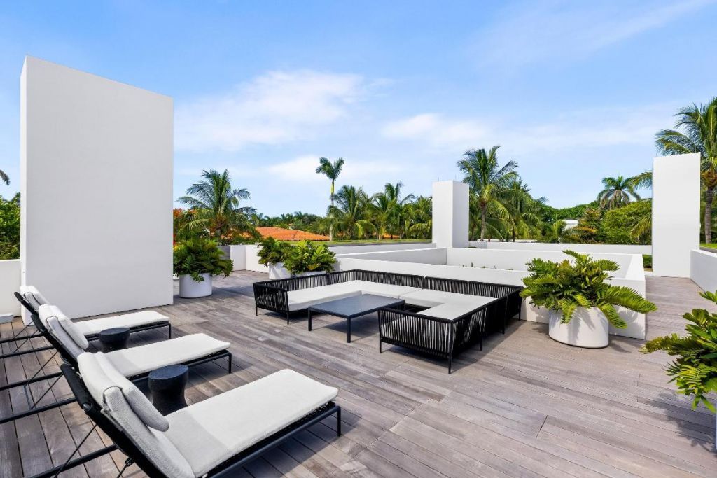 241 Jungle Road, Palm Beach, FL 33480 Photo