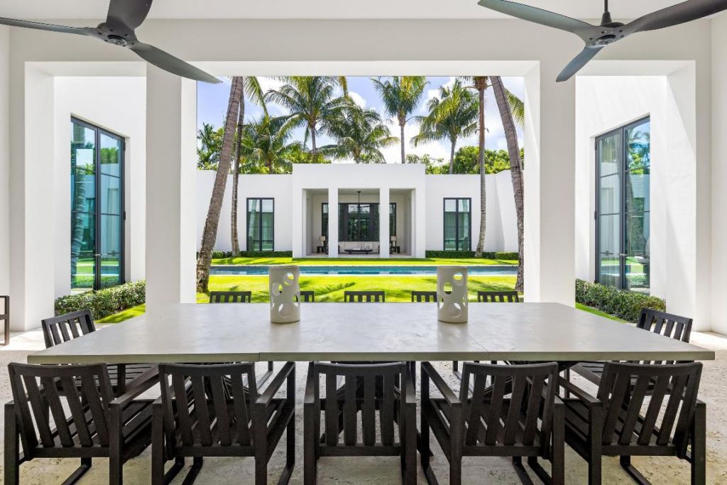 241 Jungle Road, Palm Beach, FL 33480 Photo