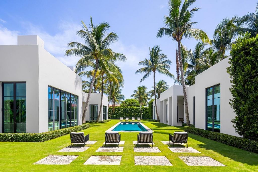 241 Jungle Road, Palm Beach, FL 33480 Photo