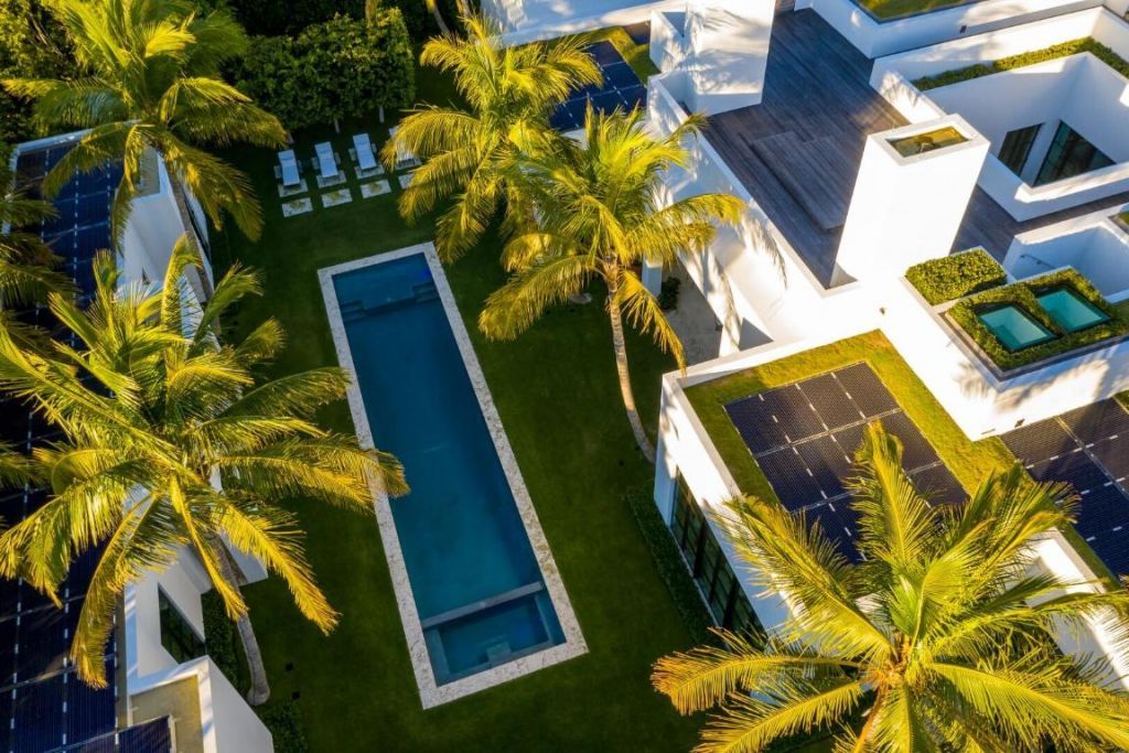 241 Jungle Road, Palm Beach, FL 33480 Photo