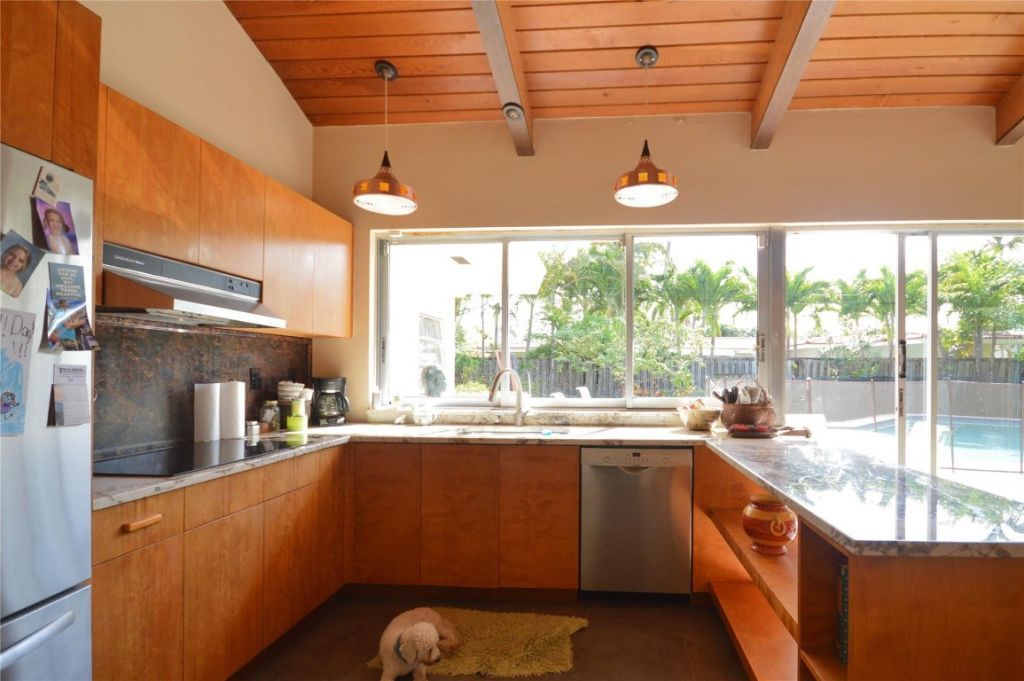 2132 Bayview Drive, Fort Lauderdale, FL 33305 Photo