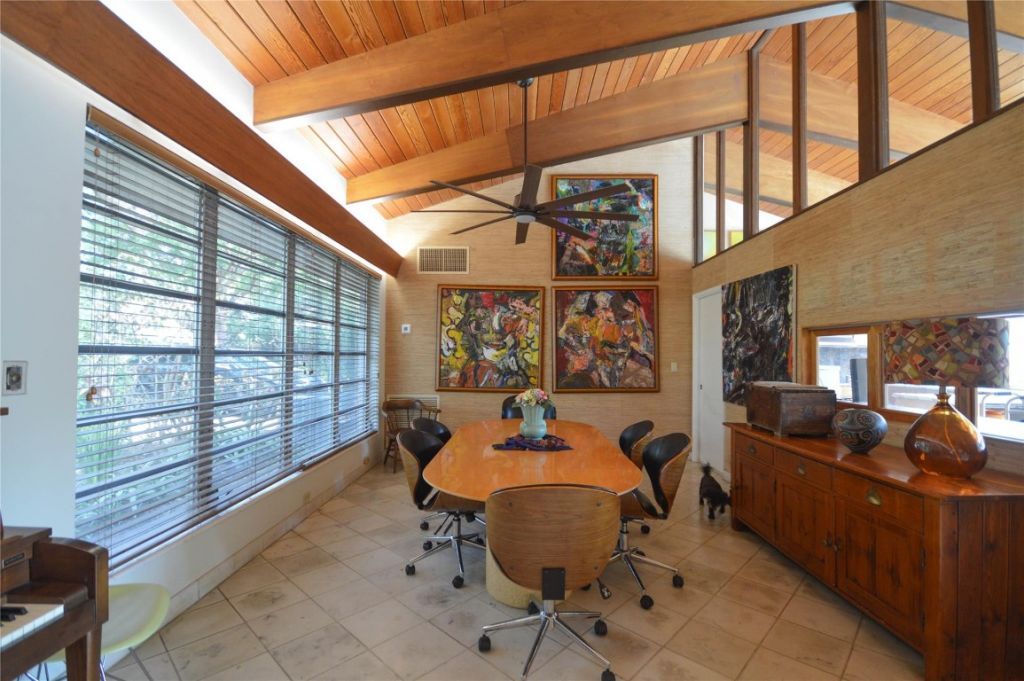 2132 Bayview Drive, Fort Lauderdale, FL 33305 Photo