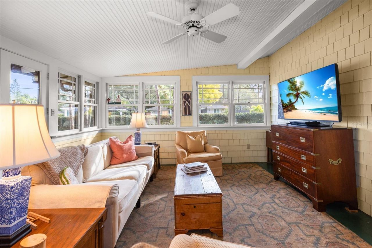 458 Scotland Street, Dunedin, FL 34698 Photo