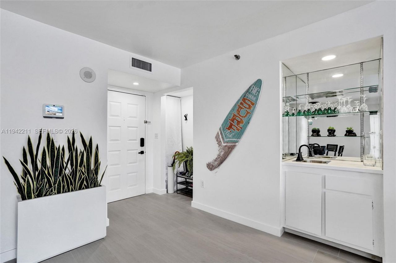 1201 S Ocean Dr , Unit 908S, Hollywood, FL 33019 Photo