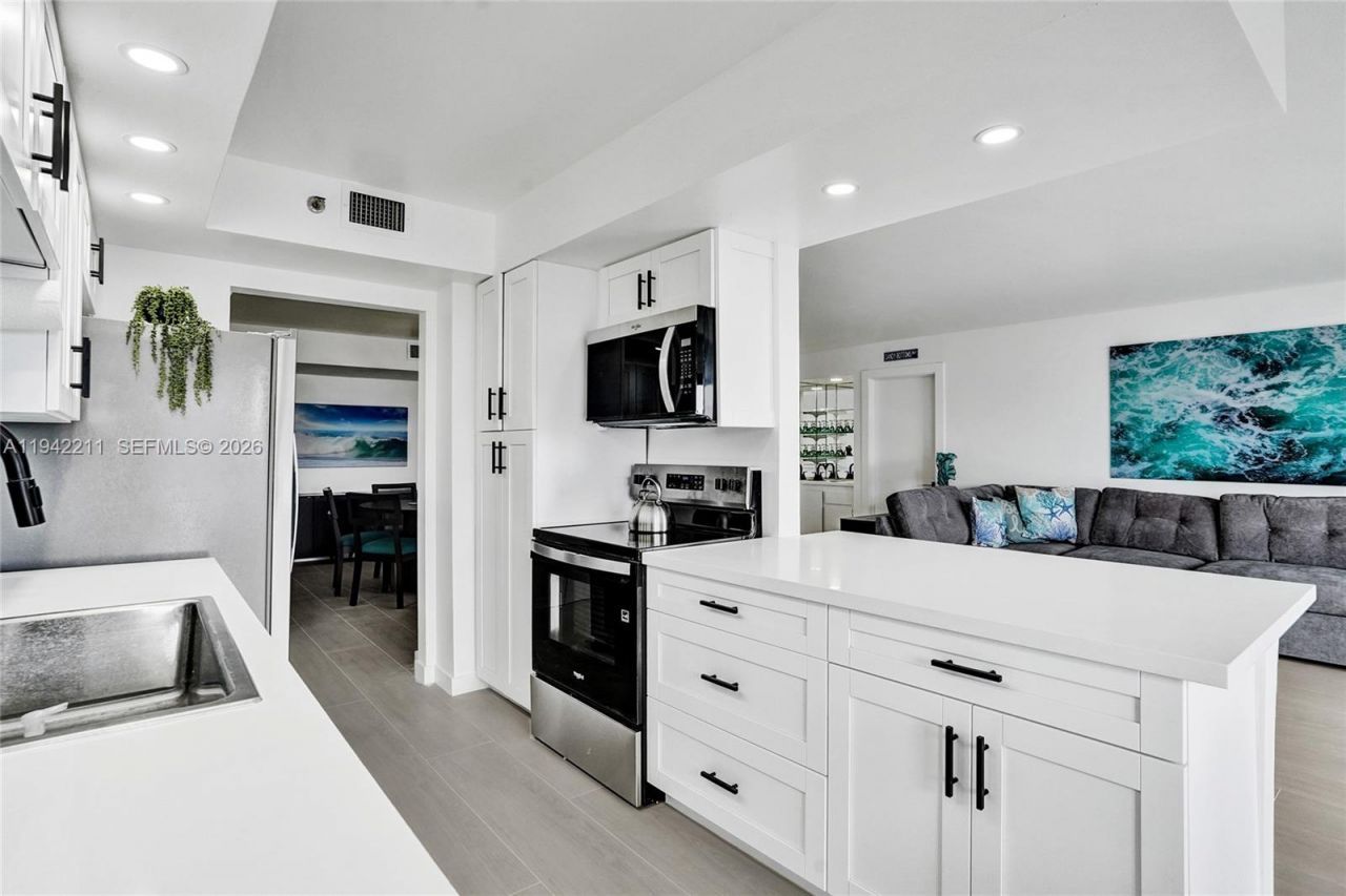 1201 S Ocean Dr , Unit 908S, Hollywood, FL 33019 Photo