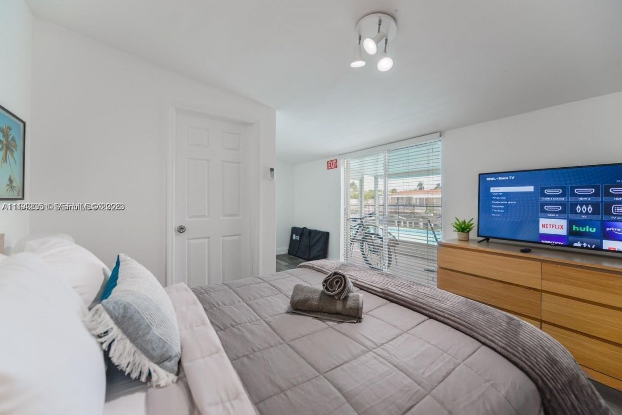 2500 Cat Cay Ln, Fort Lauderdale, FL 33312 Photo