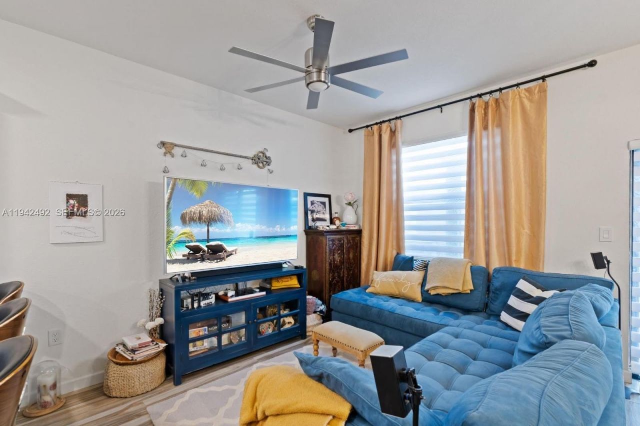 3304 W 92nd Pl, Hialeah, FL 33018 Photo