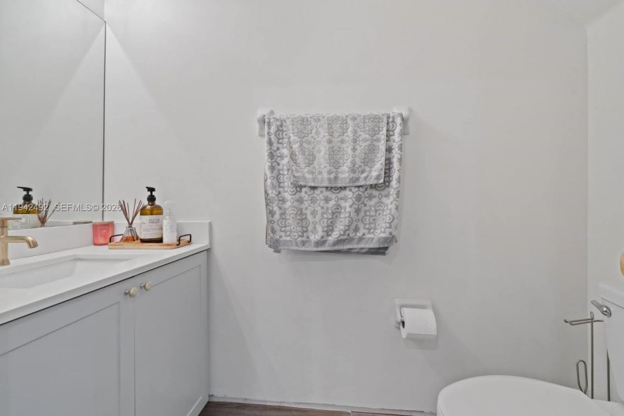 3304 W 92nd Pl, Hialeah, FL 33018 Photo