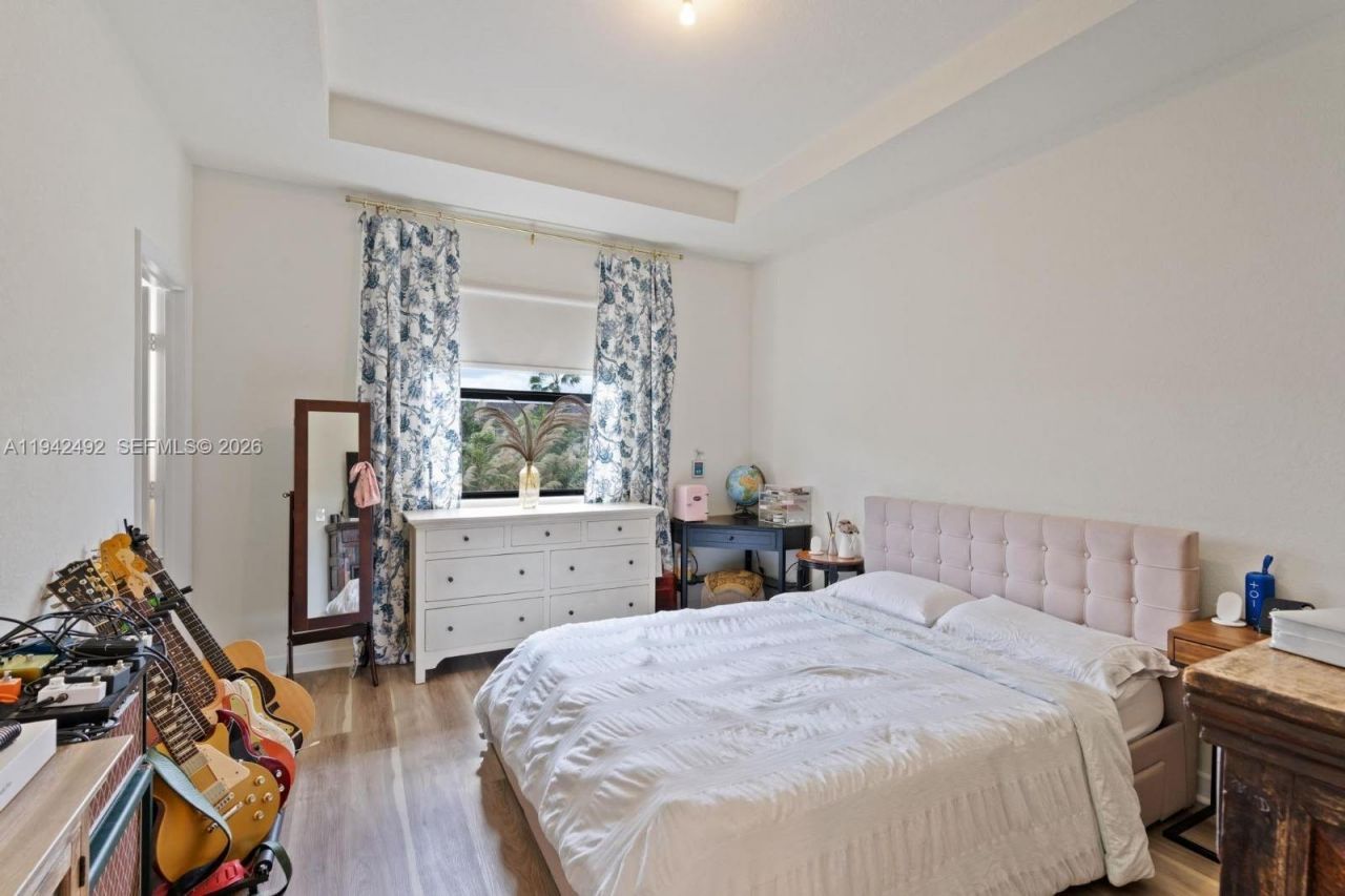 3304 W 92nd Pl, Hialeah, FL 33018 Photo