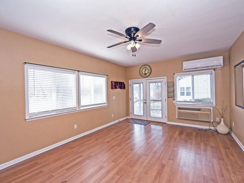 570 Mountain Street, Aberdeen, OH 45101 Photo 11